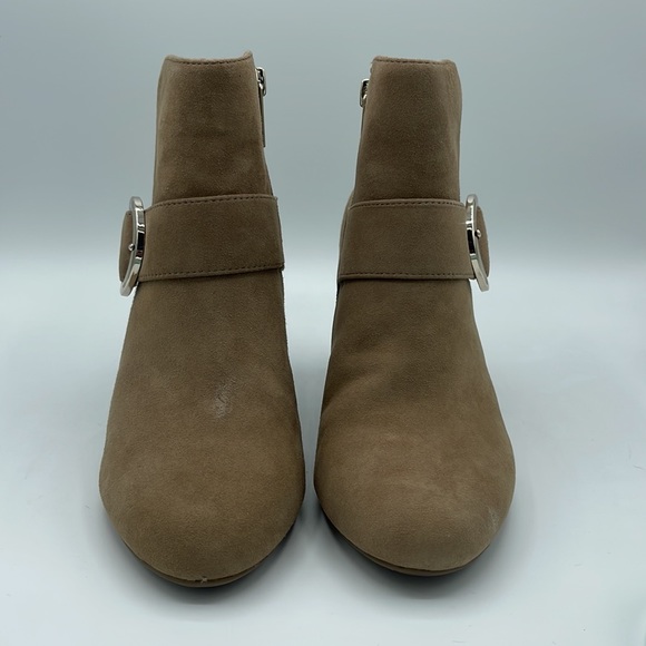 Bandolino Booties - Picture 3 of 13
